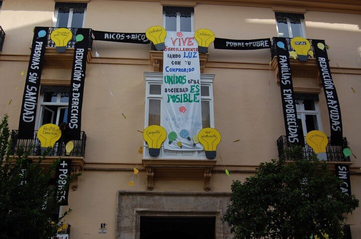 Falla Caritas-press2 (Small)